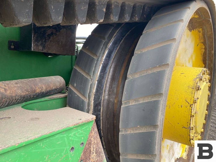 2004-joh-deere-9320t-tractor-image-31