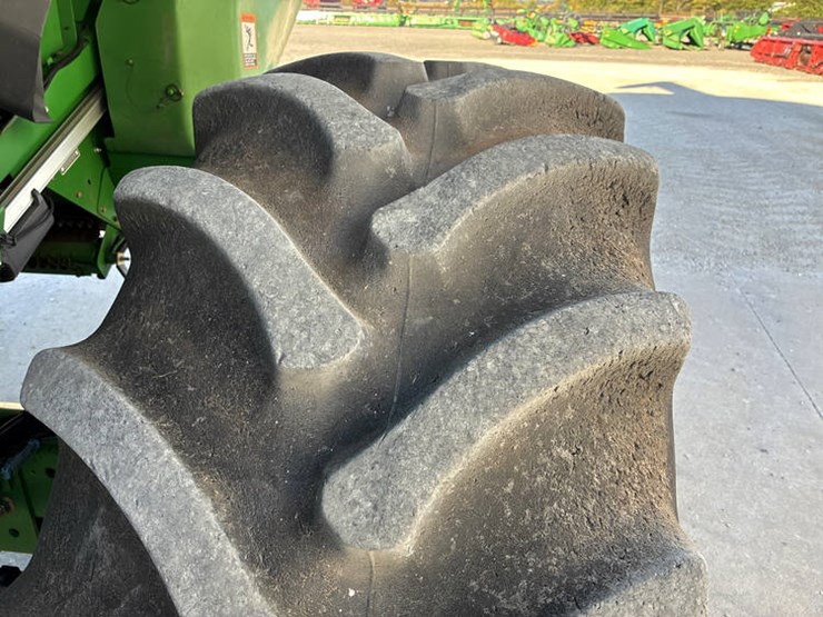 john-deere-s670-image-43