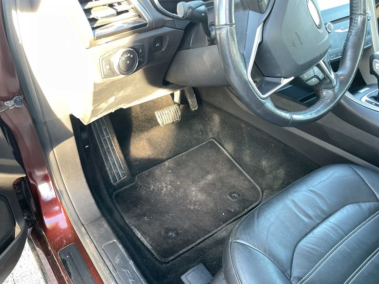 #1388-•-2015-ford-fusion-(has-wi-title)-(of)-image-75