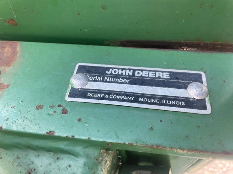 john-deere-7300-image-6