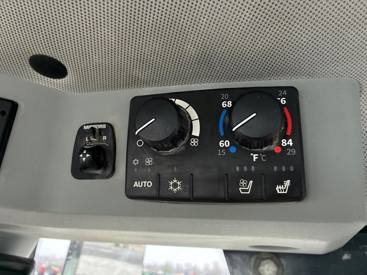 john-deere-624-image-91