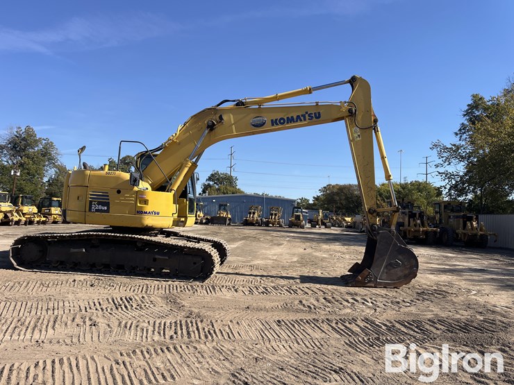 2011-komatsu-pc228us-lc-8-image-4