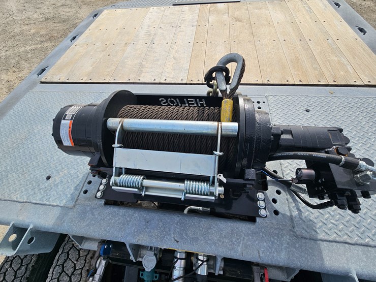 2025-landoll-440-image-52