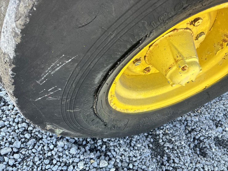 john-deere-4520-image-34