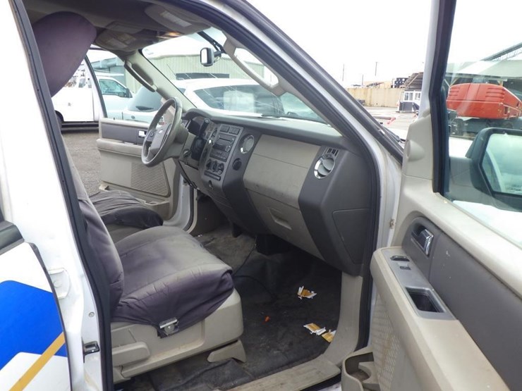 2009-ford-expedition-image-6