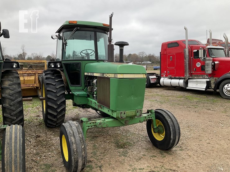 john-deere-4040-image-2