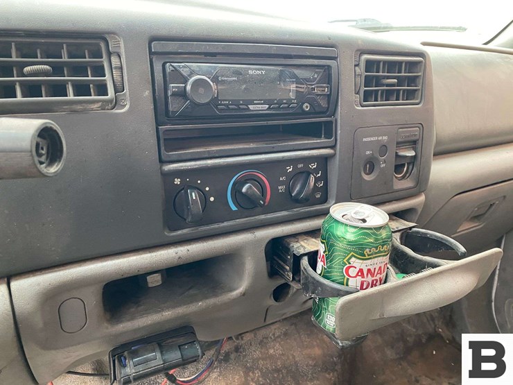 2004-ford-f350-image-33