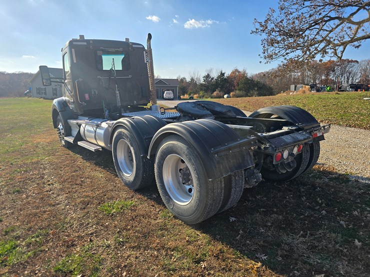 kenworth-t880-image-22