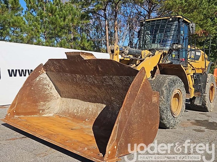 2017-caterpillar-966m-image-1