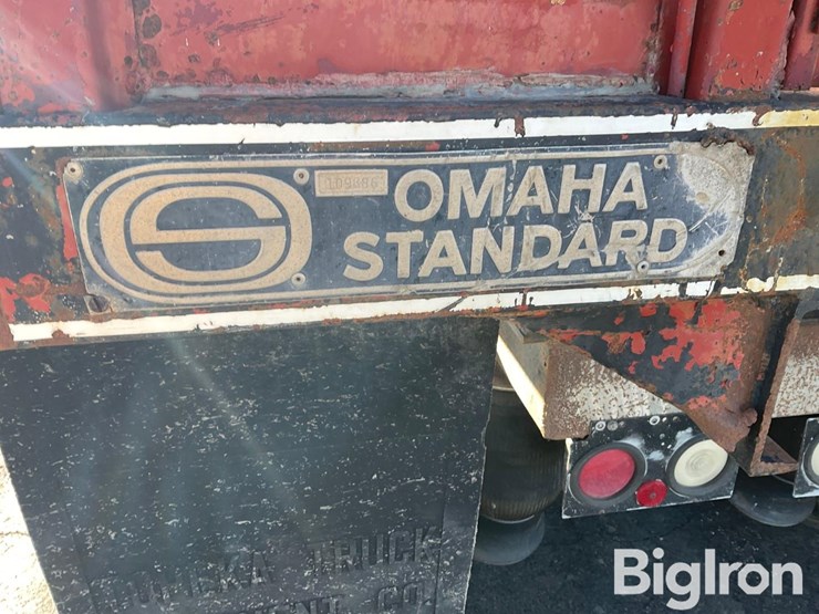 international-4700-image-18