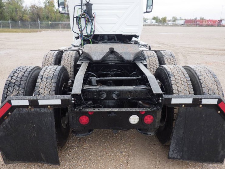 2019-international-lt-image-10