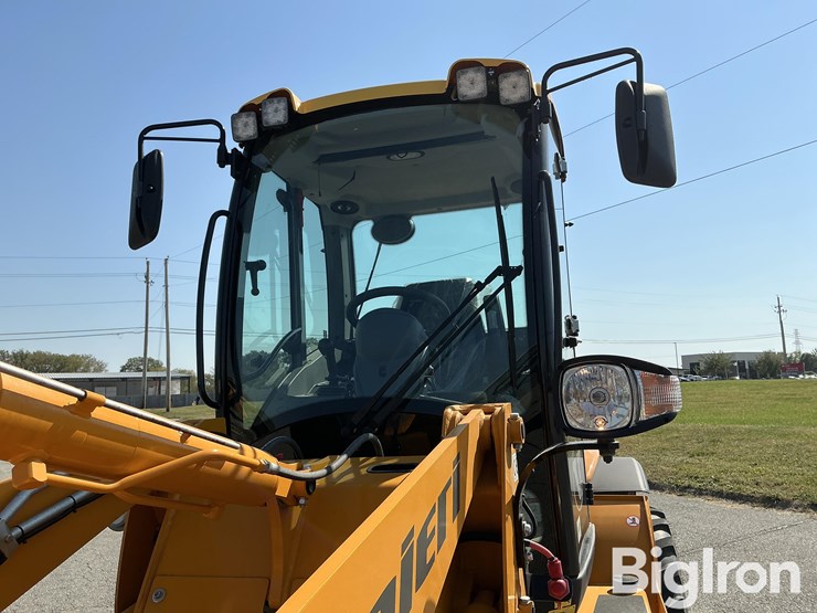 2024-venieri-5.63c-wheel-loader-image-17