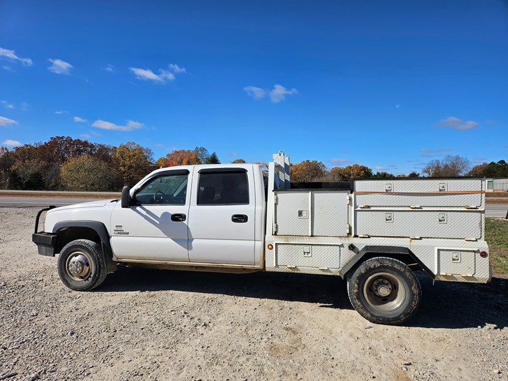 chevrolet-silverado-3500-image-8