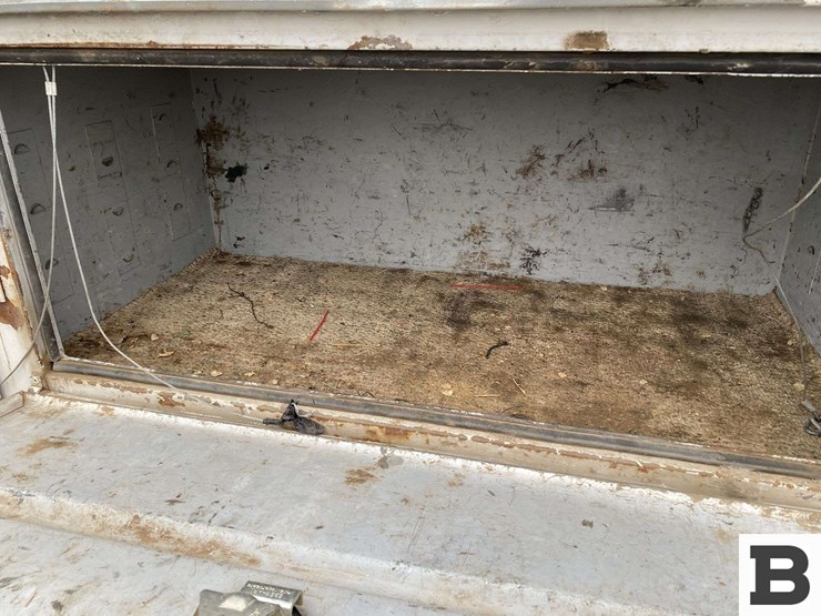 2004-ford-f350-image-18