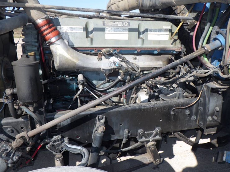 1998-freightliner-fld120-classic-image-24