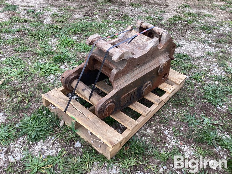 komatsu-pc200-image-7