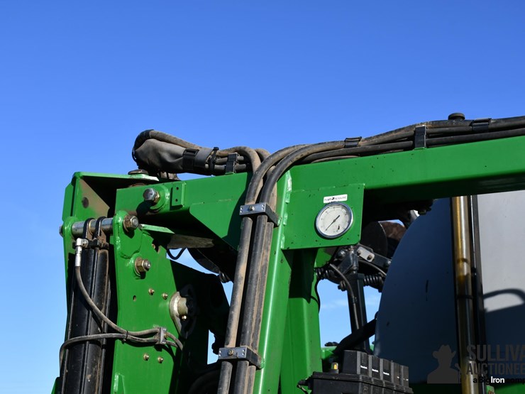 unverferth-2600-nutrimax-liquid-fertilizer-applicator-image-13