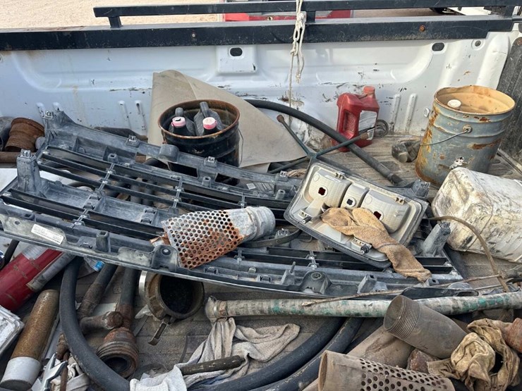 2015-chevrolet-silverado-2500-image-6