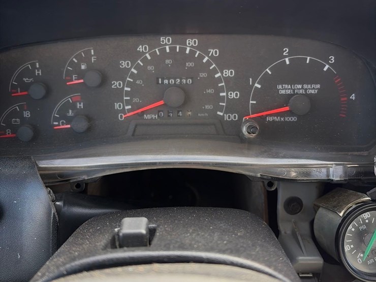 ford-f650-xl-image-15