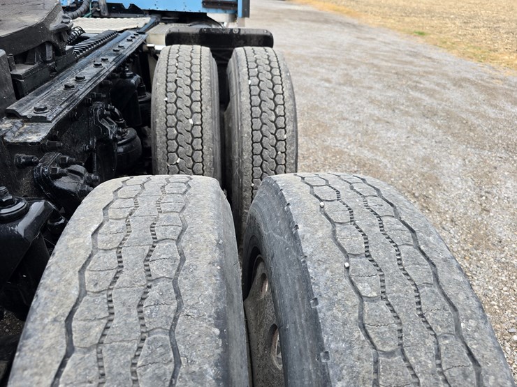 1999-kenworth-w900l-image-102