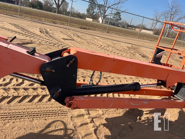 jlg-660sj-image-24