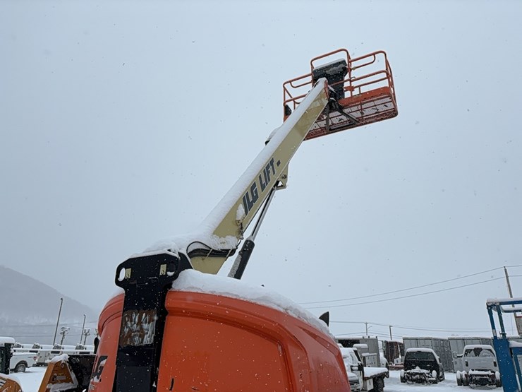 jlg-400s-image-7