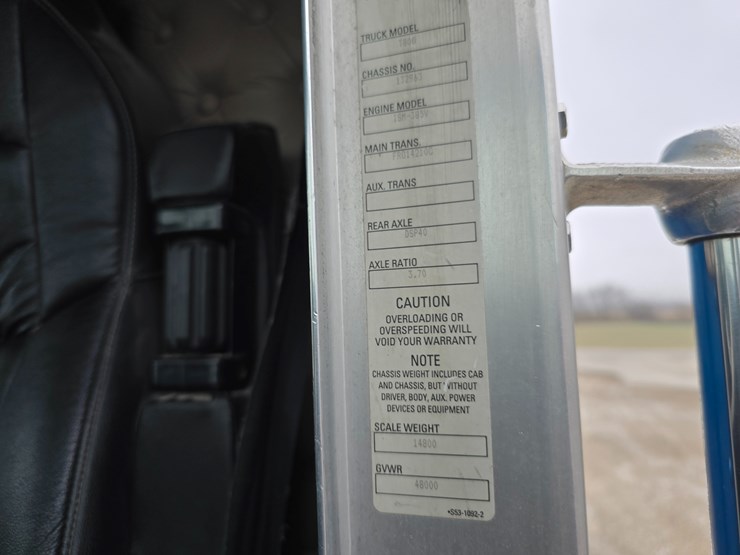 kenworth-t800-image-56