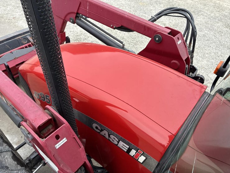 case-ih-95-image-62