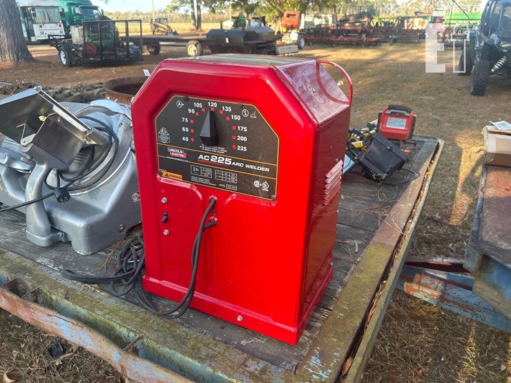 lincoln-225-arc-welder-image-2