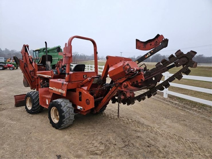 ditch-witch-5110-image-3