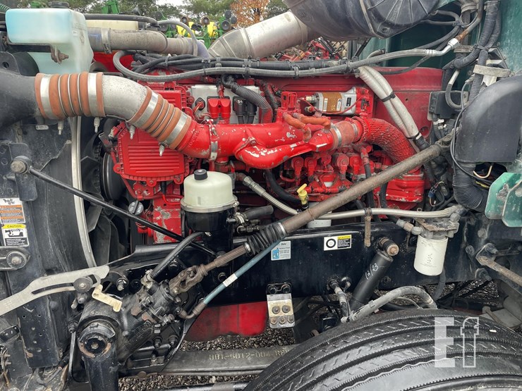 2009-peterbilt-386-image-37