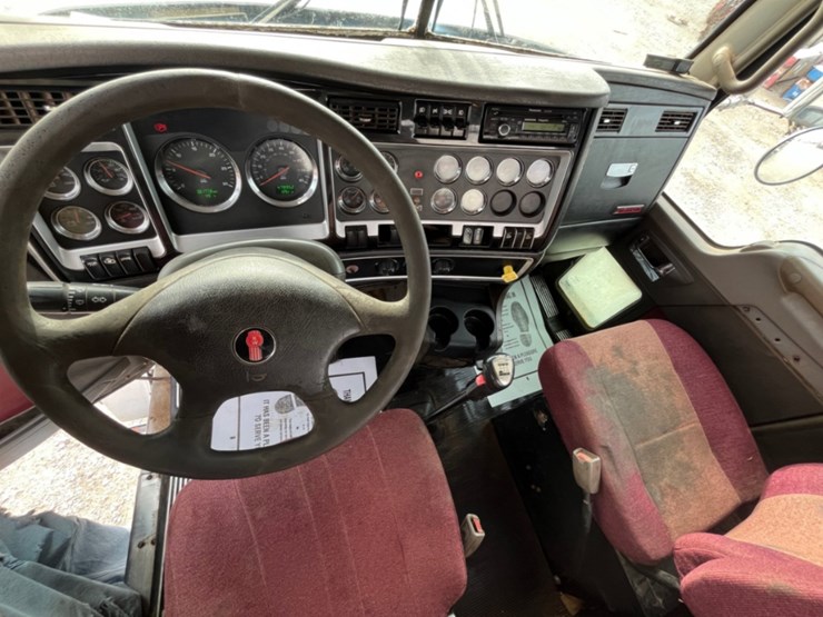 2007-kenworth-t800-image-20