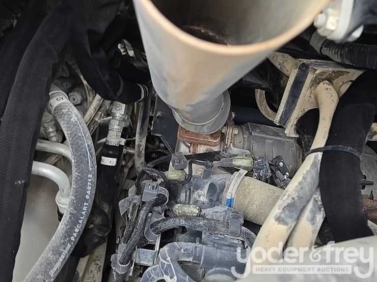 takeuchi-tl8r2-image-64