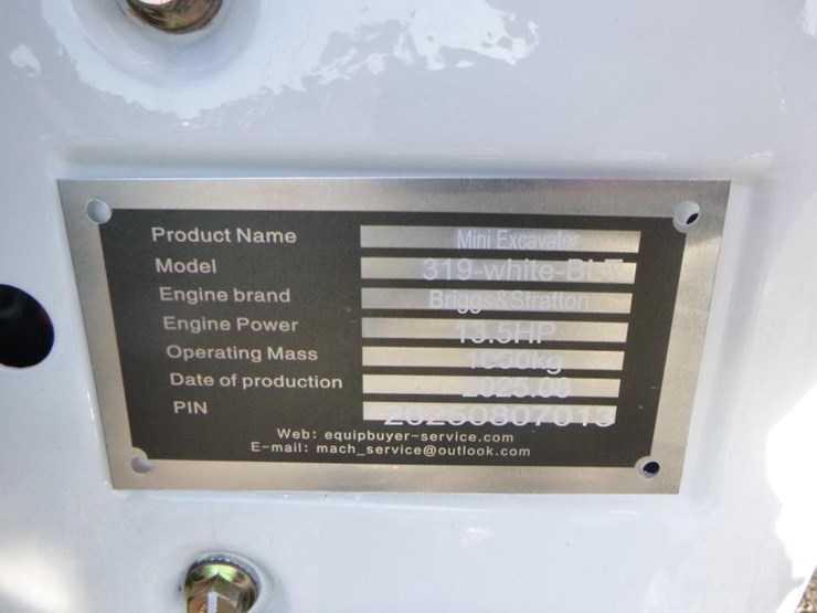 blt-319-hydraulic-excavator-image-23