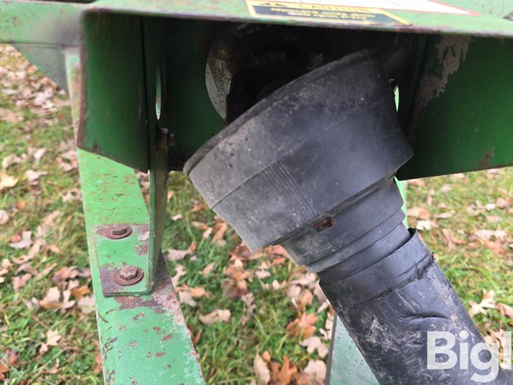 john-deere-350-image-14