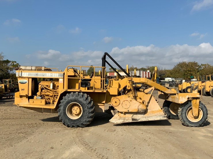 1994-caterpillar-rr-250-image-8