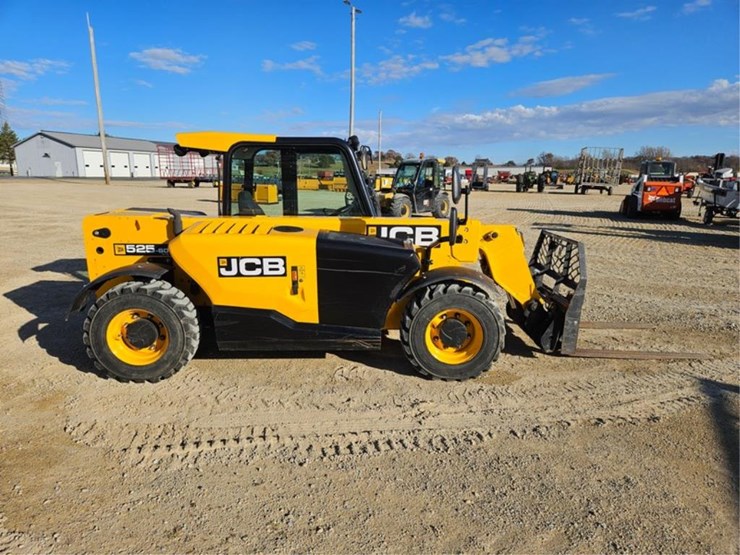 jcb-525-60-image-6