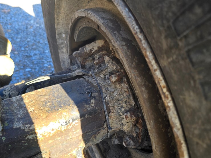 peterbilt-357-image-100