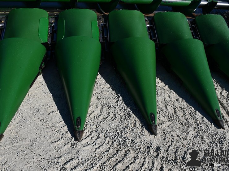 john-deere-c12f-image-19