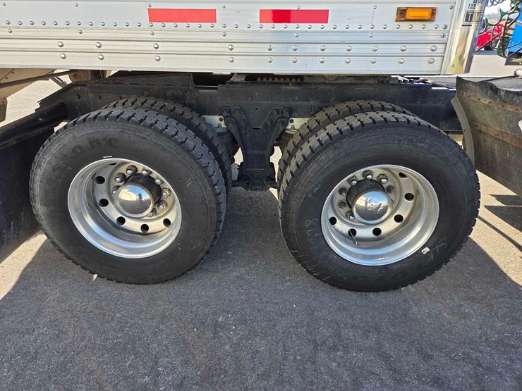 kenworth-t800-image-27