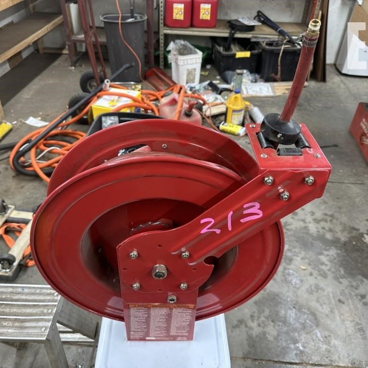 AIR HOSE REEL