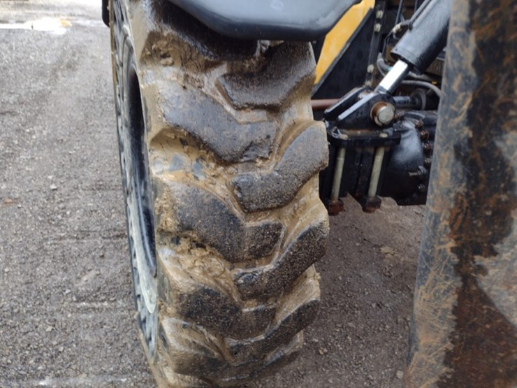 caterpillar-tl943-image-22