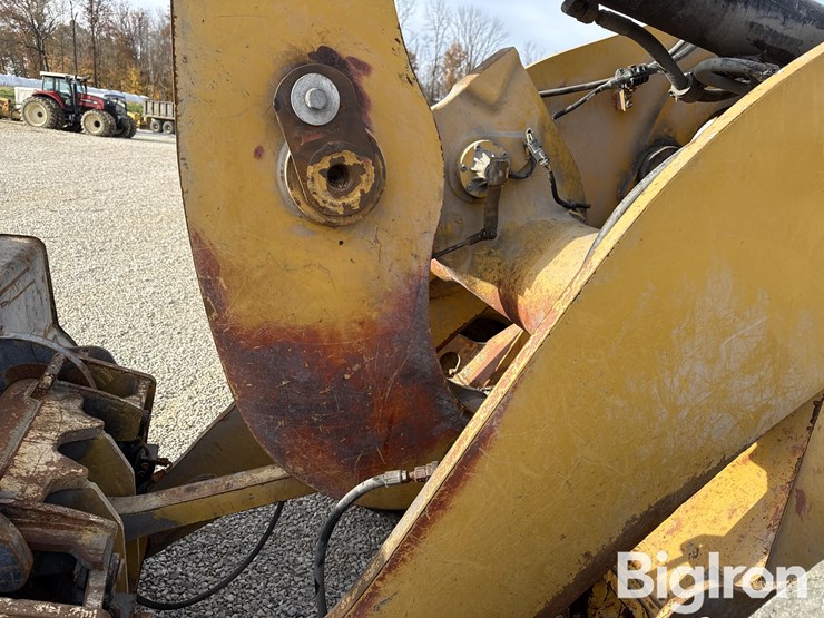 caterpillar-926m-image-15