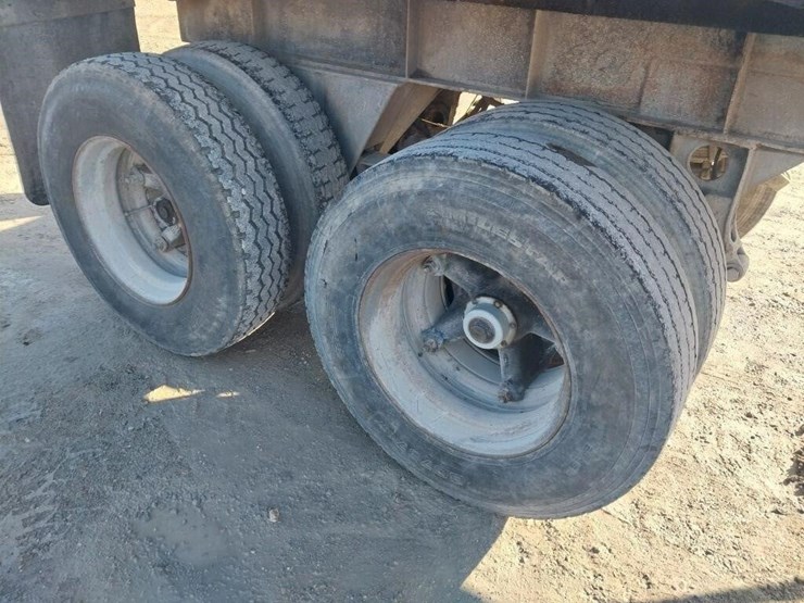 1975-raven-s-dump-image-4