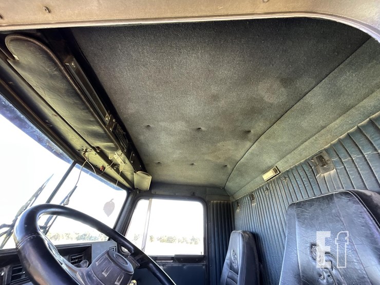 1988-kenworth-t600-image-22