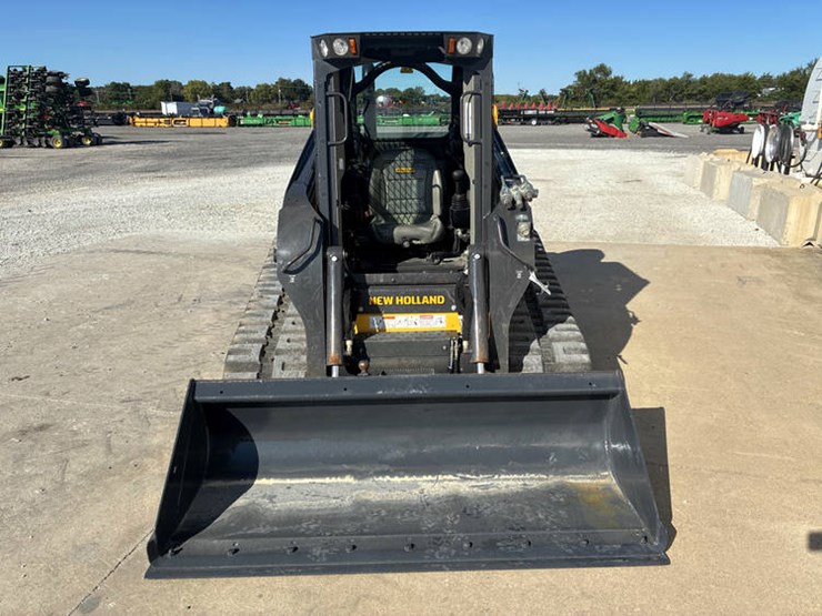 new-holland-c334-image-10