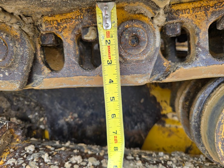 caterpillar-953d-image-69