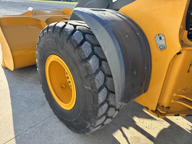 #122215-•-2019-jd-524l-#1dw524lzekf700961-image-61