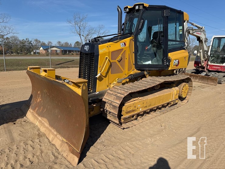 2021-caterpillar-d3-image-8