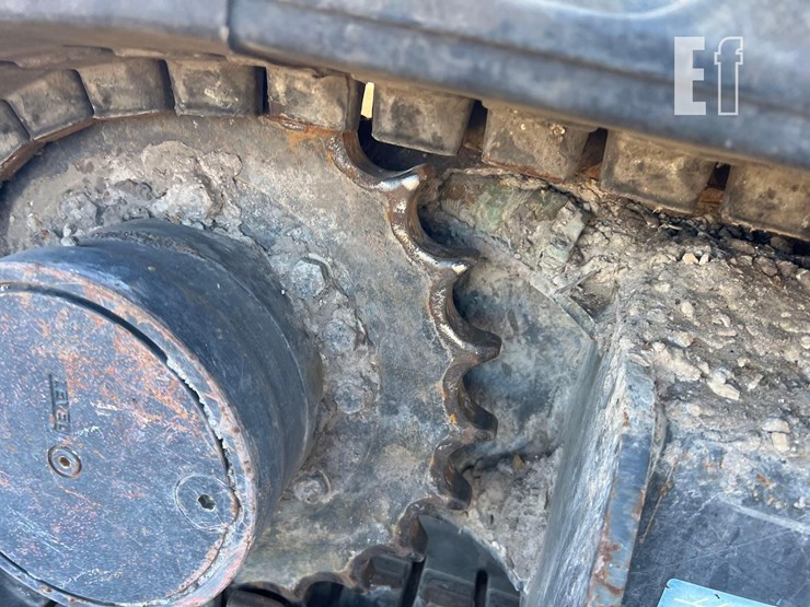 2015-deere-35g-image-15